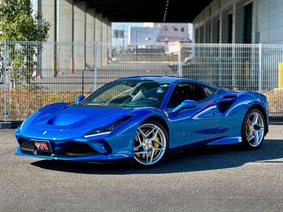 FERRARI F8 TRIBUTO
