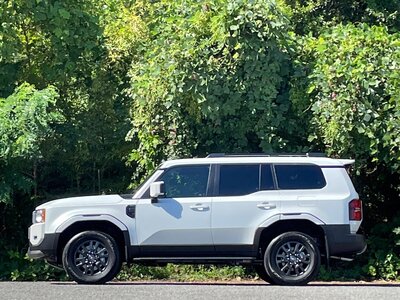 TOYOTA LAND CRUISER 250 - 4