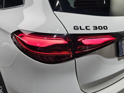 MERCEDES-BENZ GLC - 10