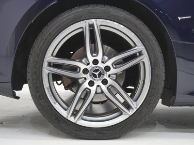 MERCEDES-BENZ E-CLASS - 9