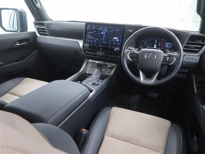 2025 Lexus GX 照片 9