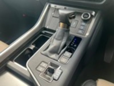 2025 Lexus GX 缩略图 18