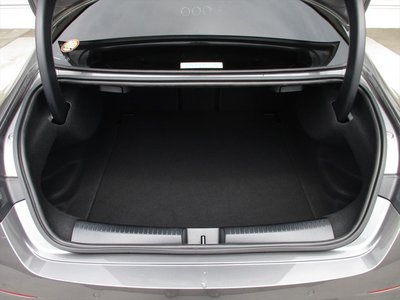 MERCEDES-BENZ CLA - 9