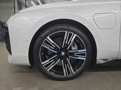 2026 BMW 7 SERIES photo 6
