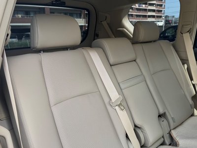 TOYOTA LAND CRUISER PRADO - 7