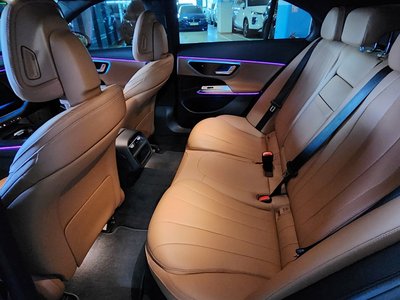 MERCEDES-BENZ E-CLASS - 7