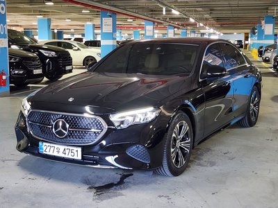 MERCEDES-BENZ E-CLASS - 4