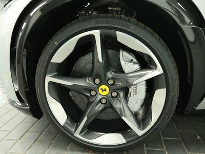 FERRARI PUROSANGUE - 6