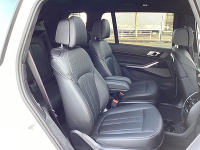 2026 BMW X7 缩略图 54