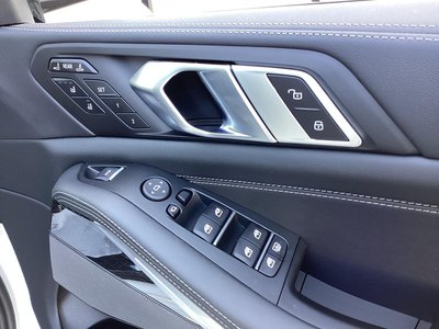 2026 BMW X7 缩略图 46