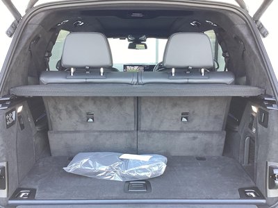 2026 BMW X7 缩略图 27