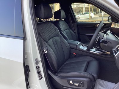 2026 BMW X7 缩略图 39