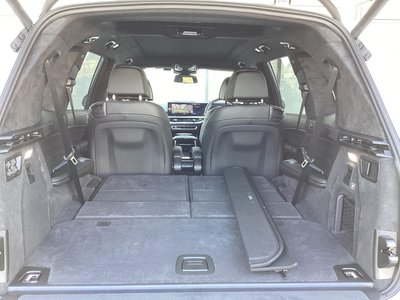 2026 BMW X7 缩略图 31
