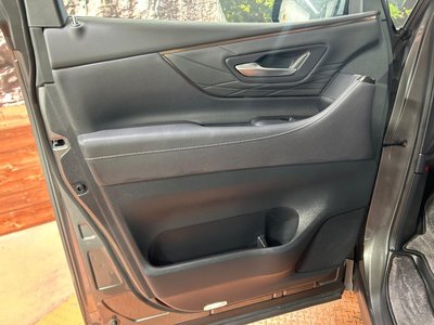 صورة مصغرة 65 لـ 2026 Toyota VELLFIRE
