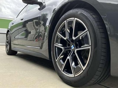 2025 BMW 4 SERIES photo 8