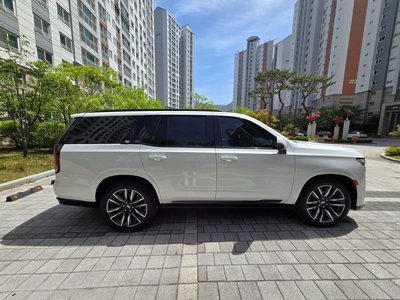 CADILLAC ESCALADE - 3