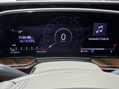 CADILLAC ESCALADE - 8