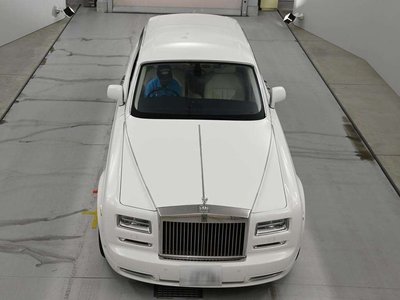 ROLLS-ROYCE PHANTOM - 7