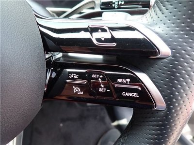 2024 Mercedes-BENZ GLC — миниатюра 25