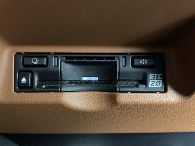 TOYOTA VELLFIRE - 8