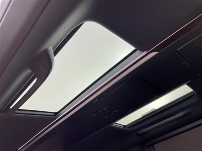 TOYOTA VELLFIRE - 5
