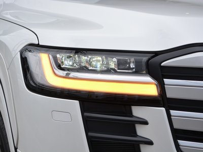 صورة مصغرة 14 لـ 2024 Toyota LAND CRUISER 300