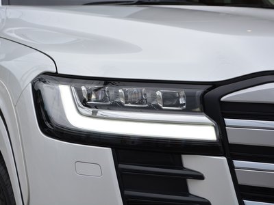 صورة مصغرة 13 لـ 2024 Toyota LAND CRUISER 300