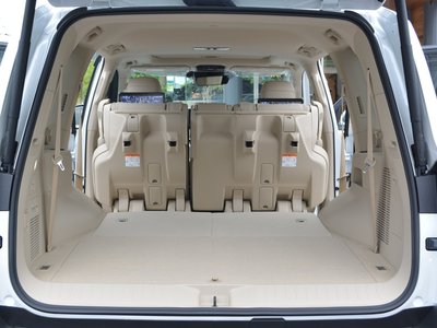 صورة مصغرة 50 لـ 2024 Toyota LAND CRUISER 300