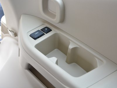 صورة مصغرة 48 لـ 2024 Toyota LAND CRUISER 300