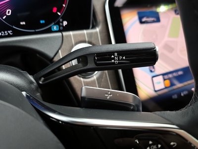 MERCEDES-BENZ E-CLASS - 9