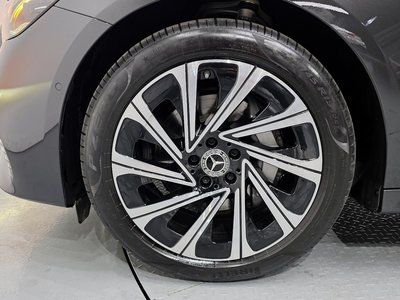 MERCEDES-BENZ E-CLASS - 6