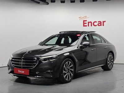 MERCEDES-BENZ E-CLASS - 1