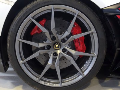 2017 Lamborghini AVENTADOR 缩略图 18