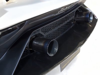 2017 Lamborghini AVENTADOR 缩略图 40