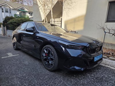 BMW I5 - 2