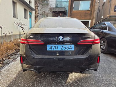 BMW I5 - 3