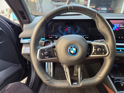 BMW I5 - 10