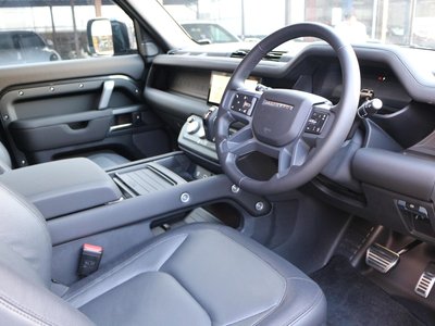 2024 LAND ROVER DEFENDER photo 5