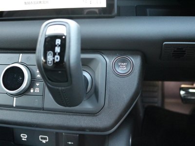 2024 LAND Rover DEFENDER 缩略图 12
