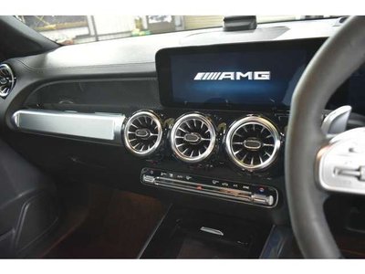 MERCEDES-BENZ GLB - 10