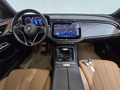 MERCEDES-BENZ E-CLASS - 5