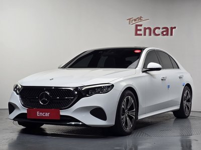 MERCEDES-BENZ E-CLASS - 1