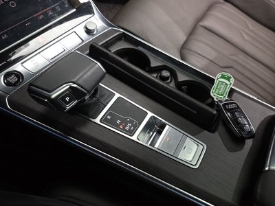 AUDI A7 - 9