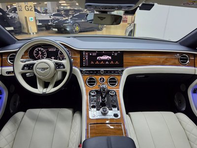 BENTLEY CONTINENTAL - 4