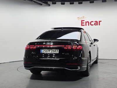 2023 AUDI A8 — фото 4