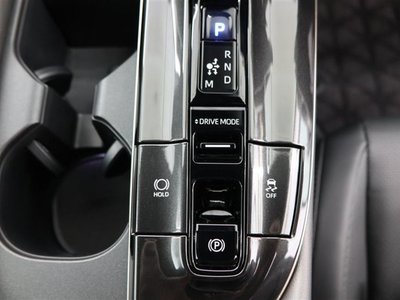 2024 Toyota CROWN CROSSOVER — фото 11