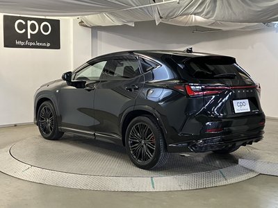 2023 Lexus NX — фото 2