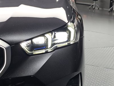 2023 BMW 5 SERIES 照片 9