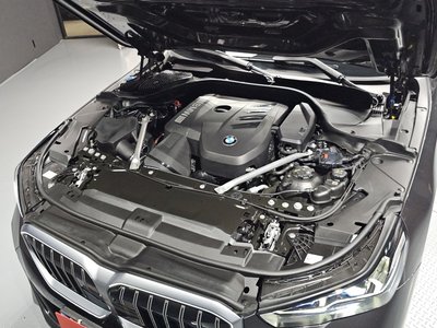 2023 BMW 5 SERIES 照片 7