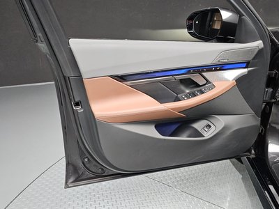 2023 BMW 5 SERIES 缩略图 14